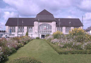 Food Court Darmstadt Central Station